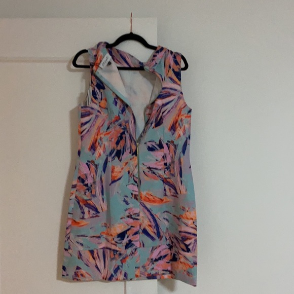 Beautiful Multi Colour Mock Neck Dress - Picture 5 of 9
